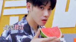 娱乐圈吃瓜任豪是谁,娱乐圈吃瓜达人，揭秘明星幕后故事